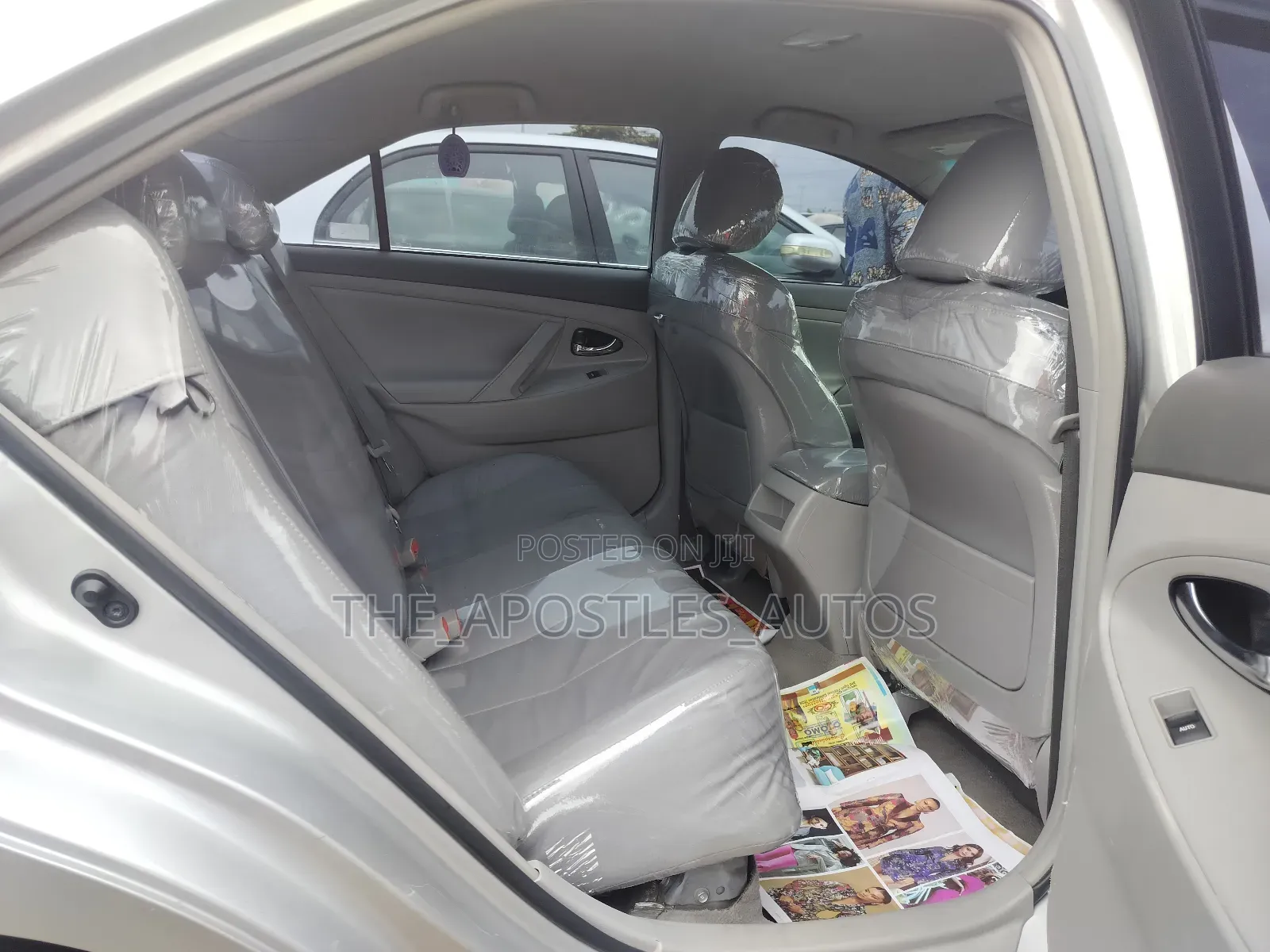 Toyota Camry 2010 Silver