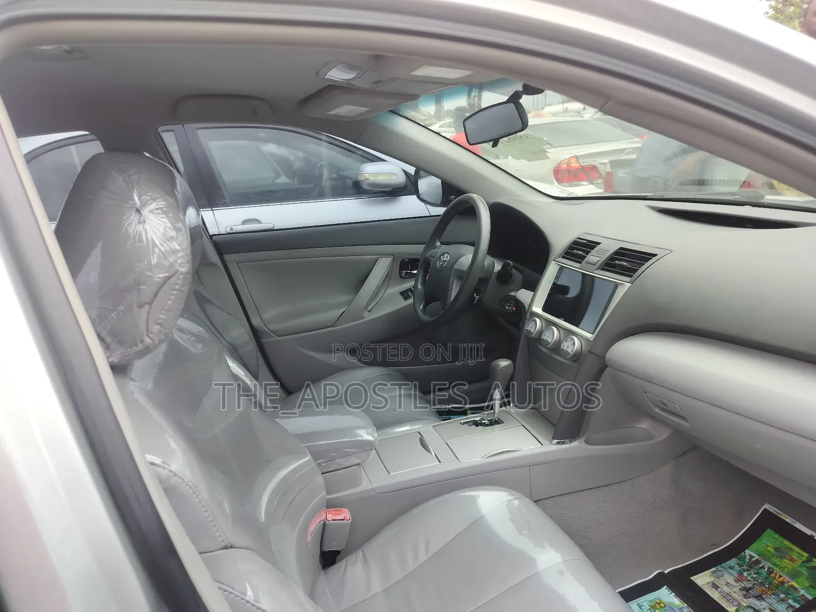 Toyota Camry 2010 Silver