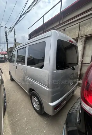 Daihatsu Hijet 2012 Silver