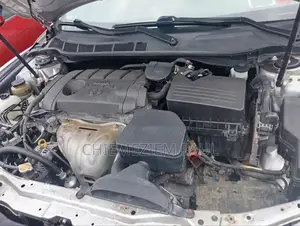 Toyota Camry LE 4dr Sedan (2.5L 4cyl 6AM) 2010 Silver