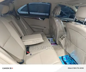 Mercedes-Benz C300 2008 White