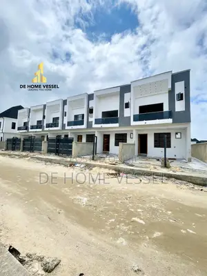 4bdrm Townhouse/Terrace in Ikota for Sale