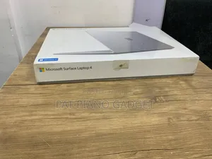 New Laptop Microsoft Surface Laptop 4 8GB AMD Ryzen 5 SSD 256GB