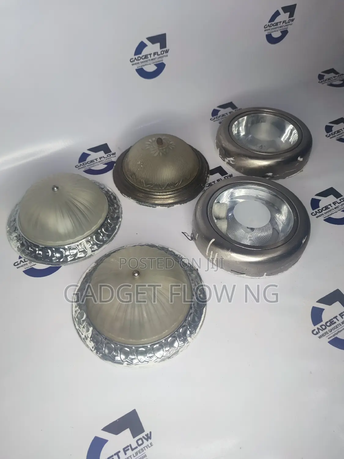 Royal Ceiling Light (POP and Ceiling)