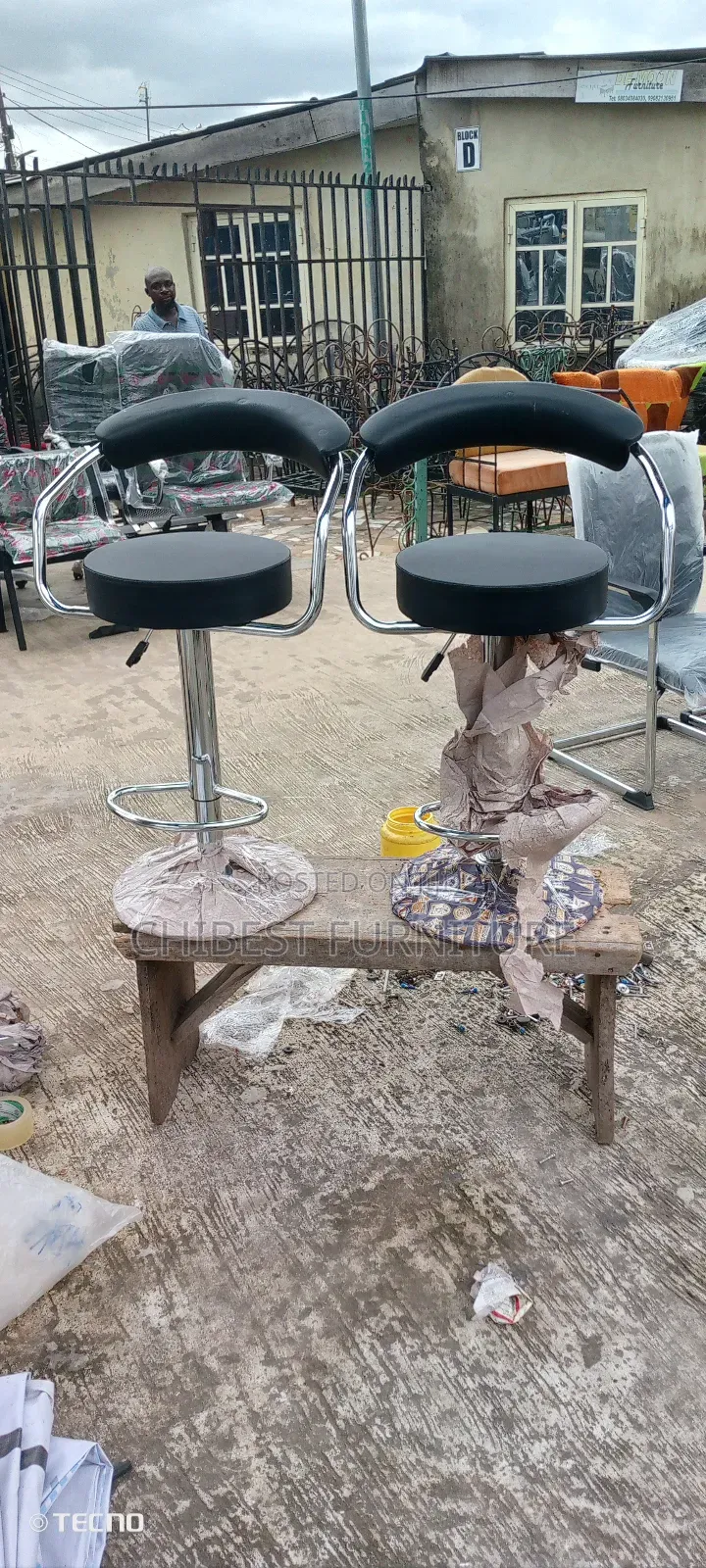 Standard Bar