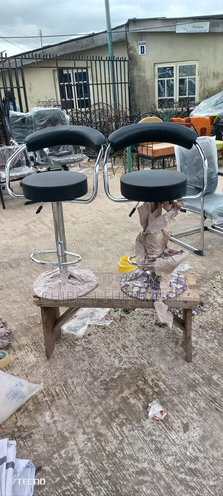 Standard Bar