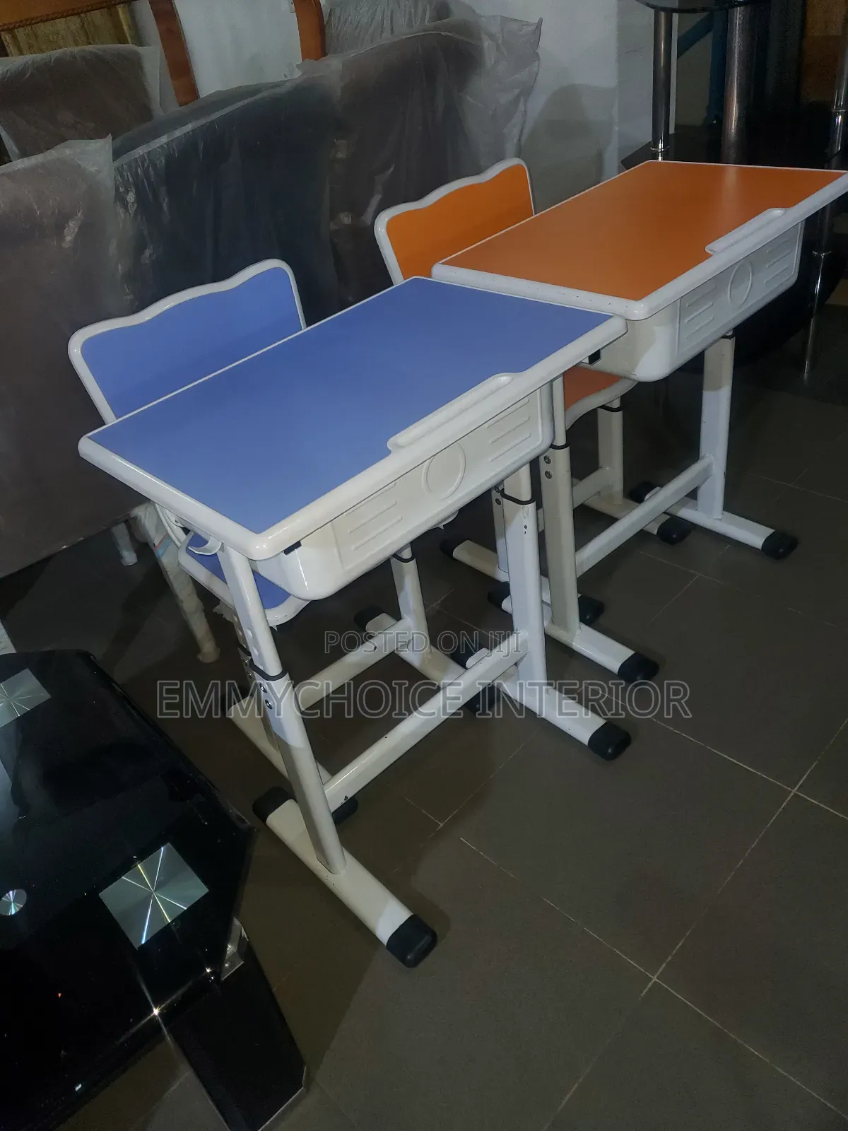 Reading Table