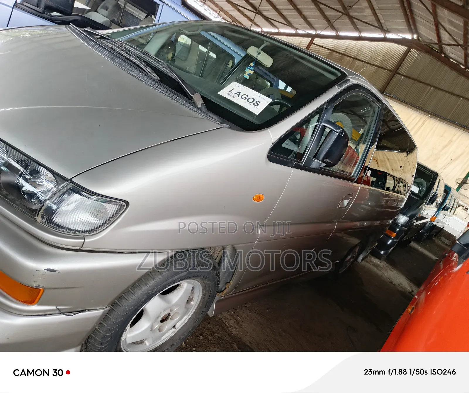 Mitsubishi Space Gear 2005 Silver