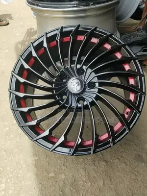Uses 17 Inches Alloyed Rim