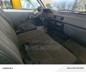 Mitsubishi L300 2002 White