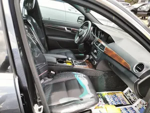 Mercedes-Benz C300 2013 Black