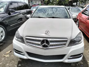 Mercedes-Benz C300 2014 White