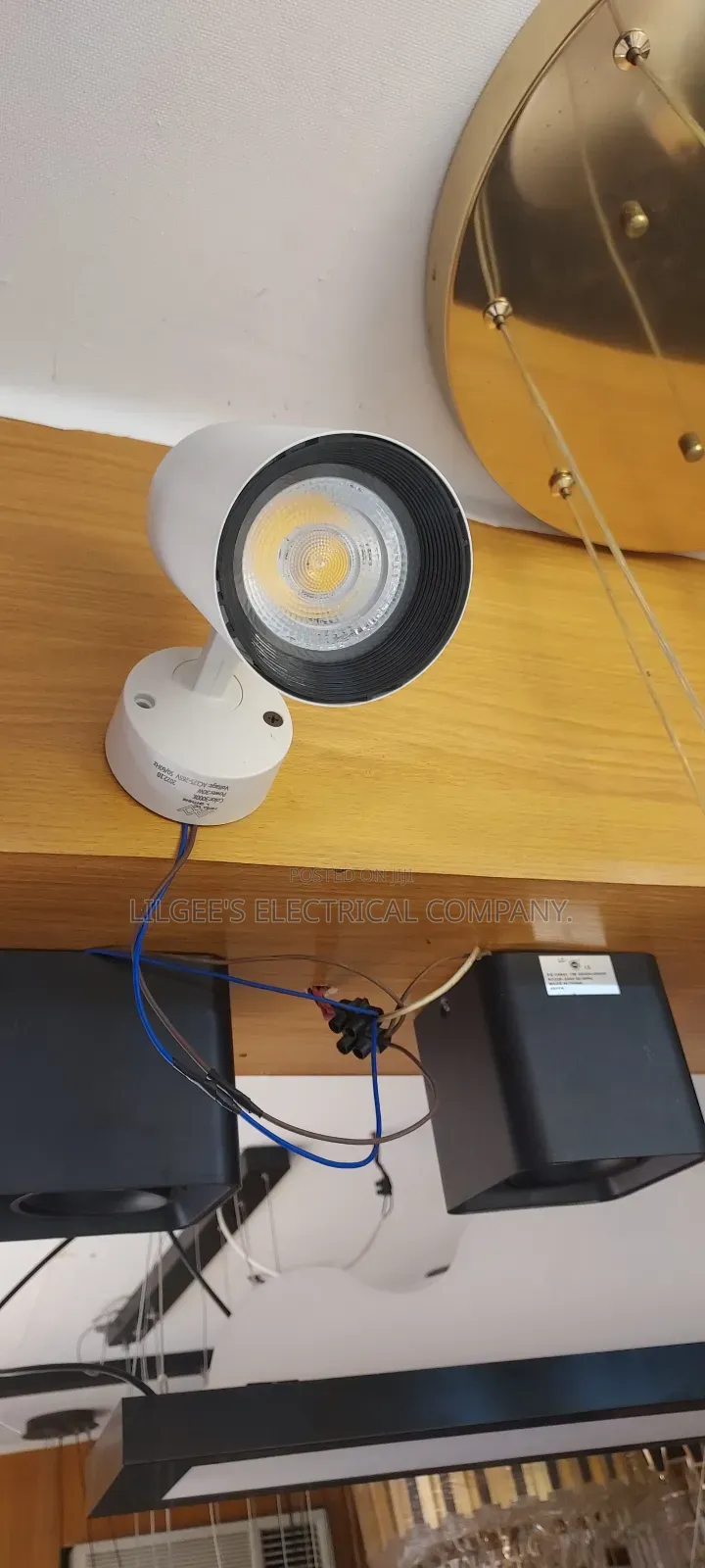 Single Track Light