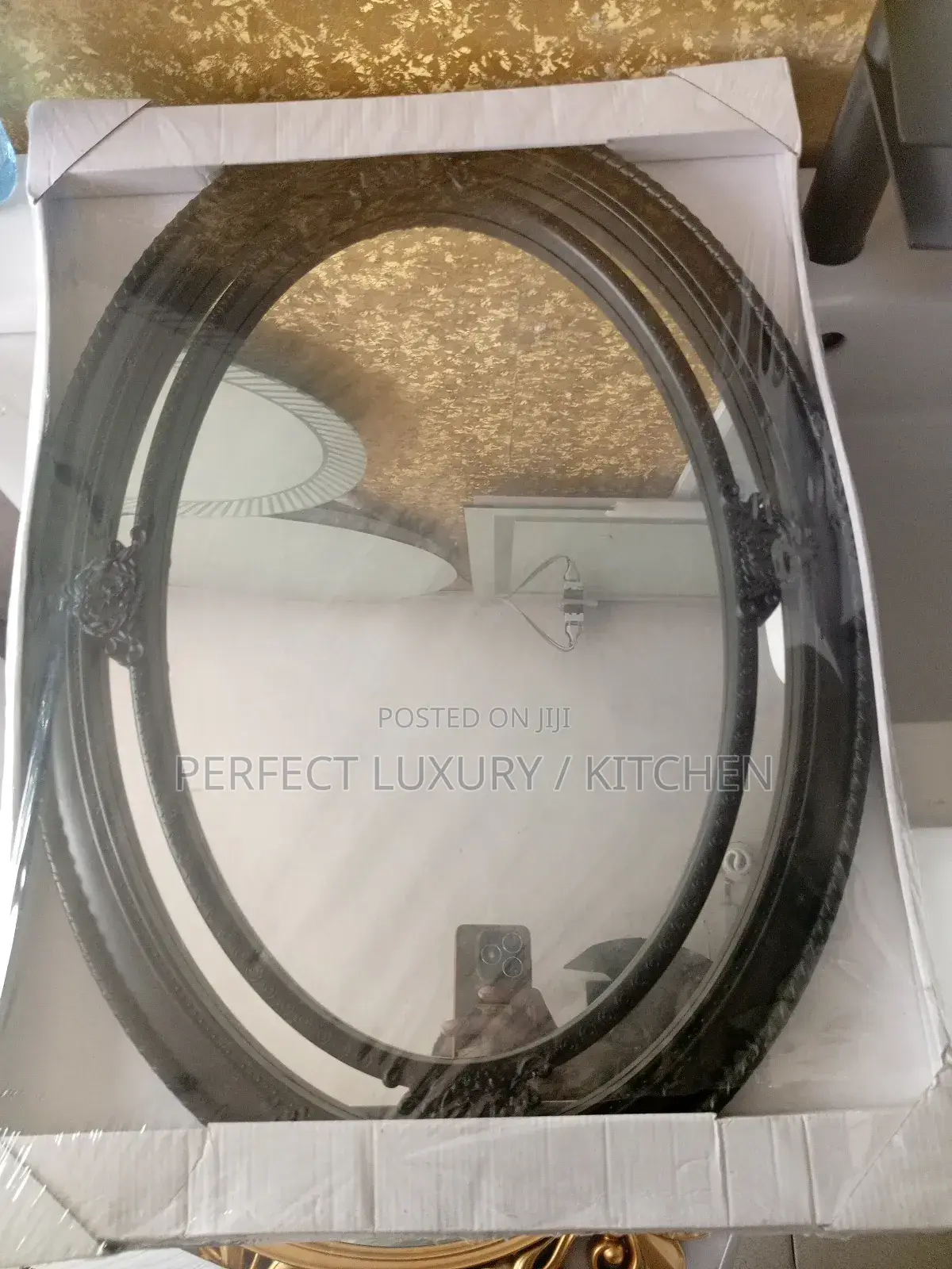 Black Designed Mirror