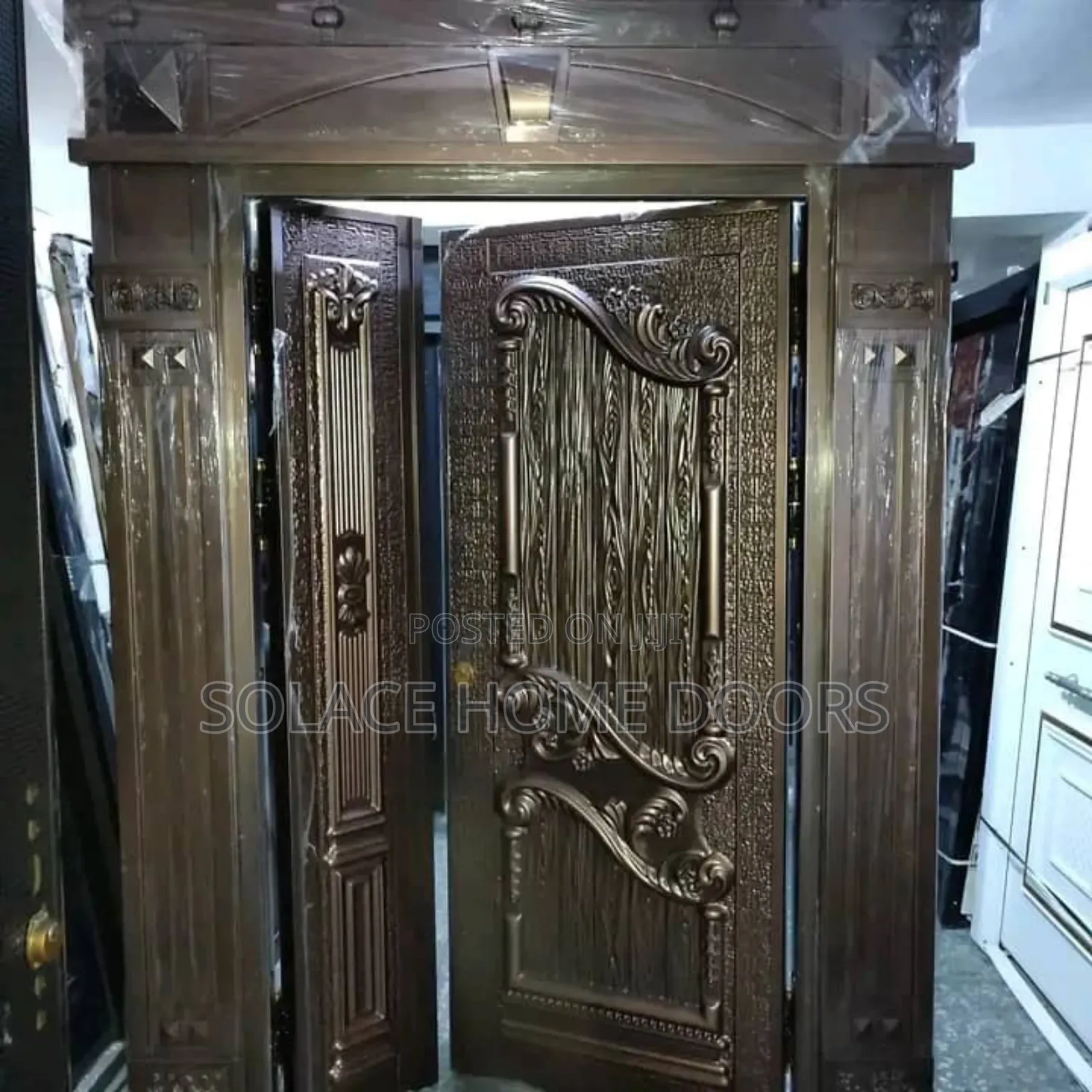 Copper With Arch and Pillar