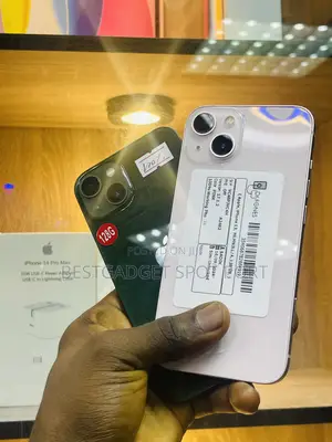 Apple iPhone 13 128 GB Green