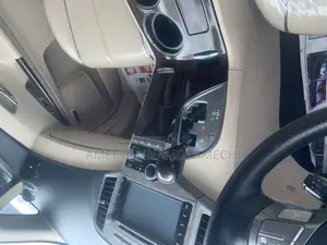 Toyota Venza V6 AWD 2012 Brown