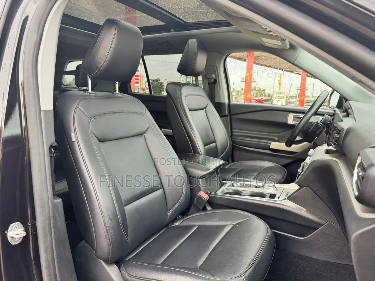 Ford Explorer XLT 4x4 2020 Black