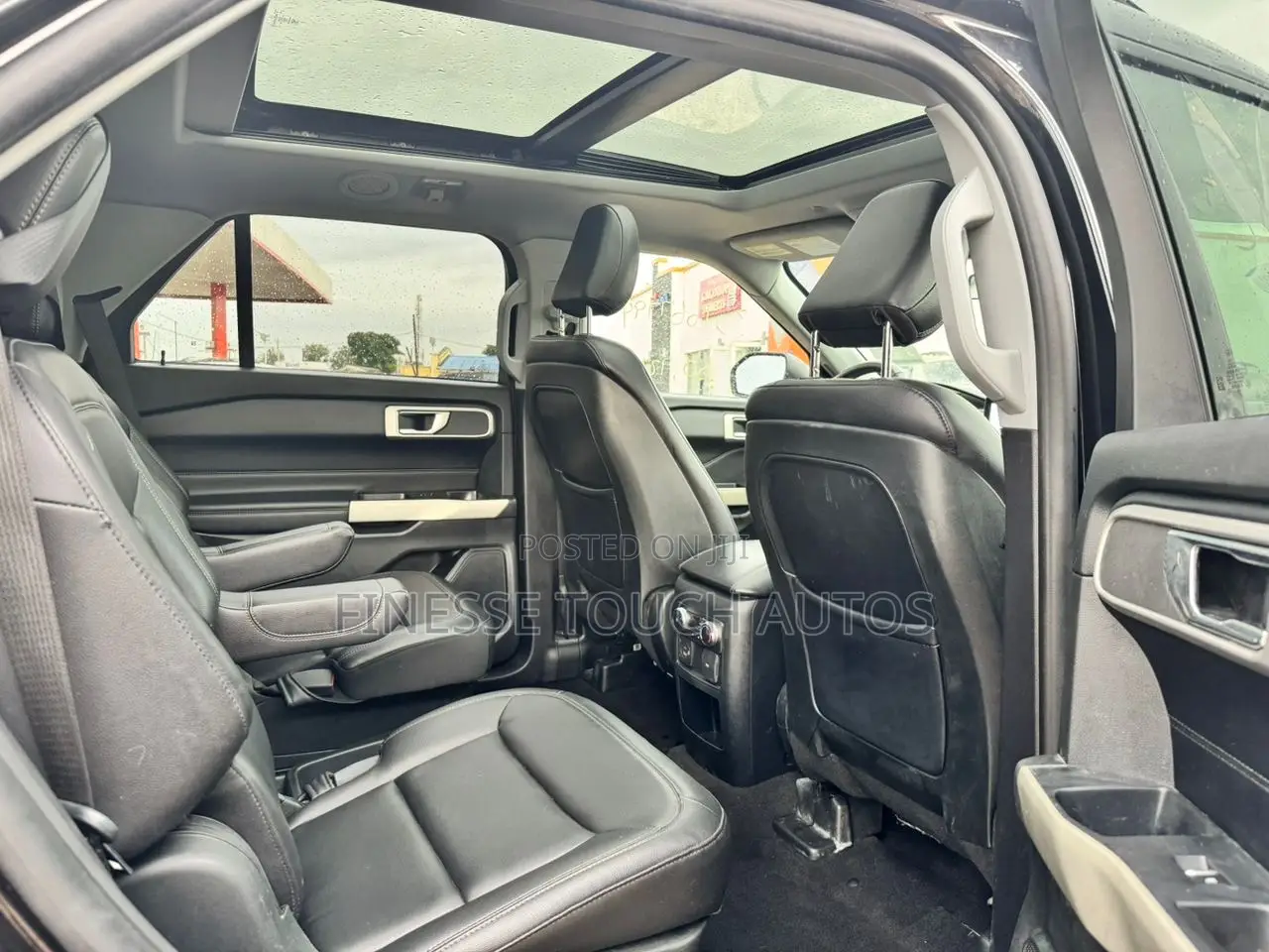 Ford Explorer XLT 4x4 2020 Black