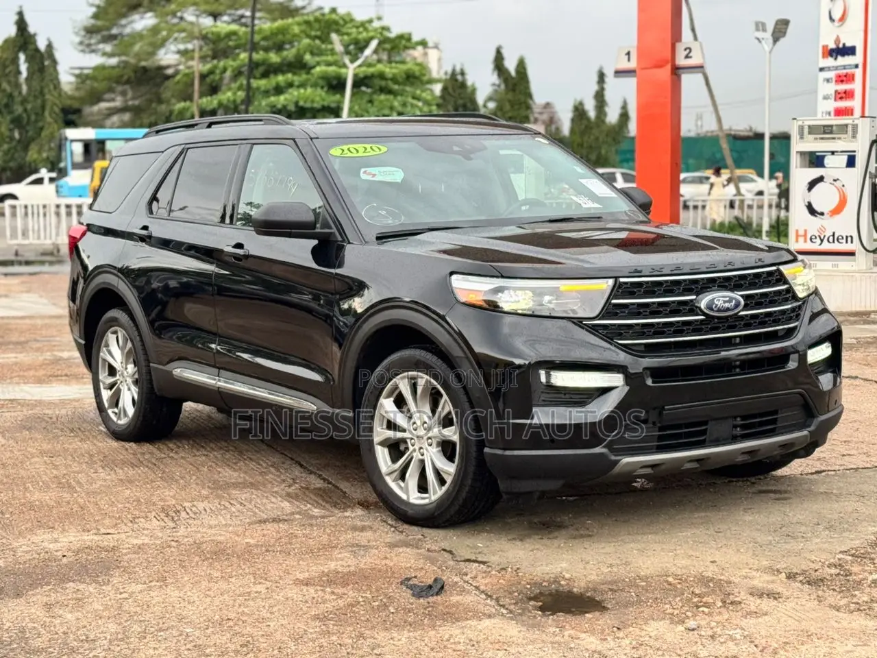 Ford Explorer XLT 4x4 2020 Black