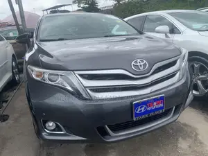 Photo - Toyota Venza 2014 Gray