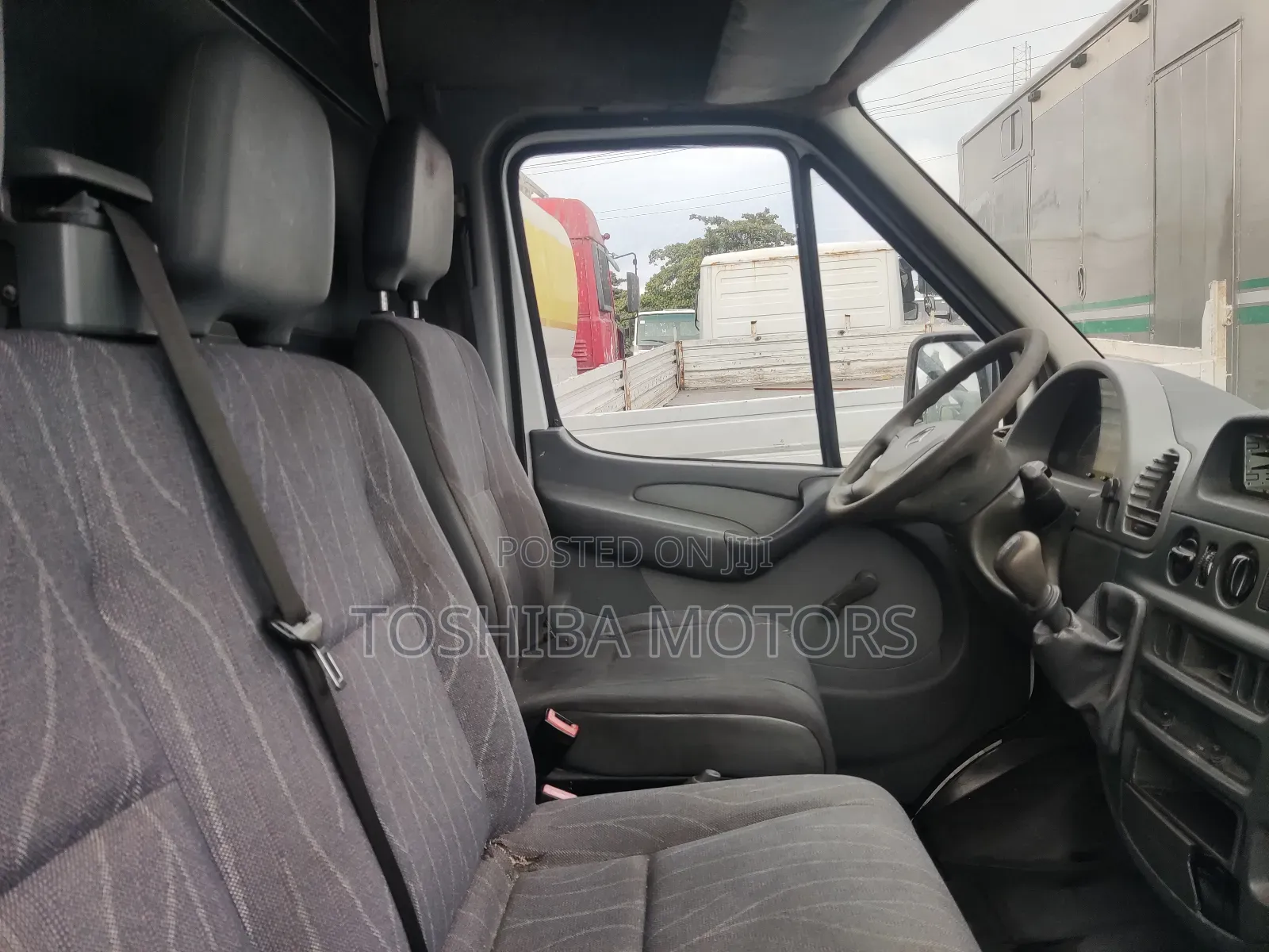 Mercedes-Benz Sprinter 2005 White