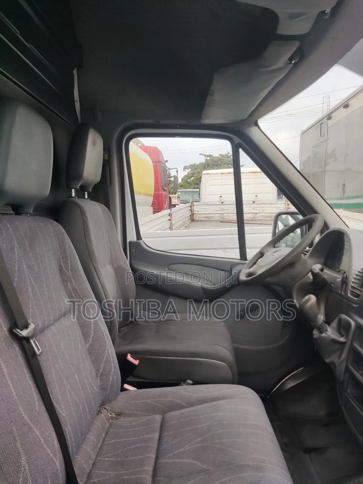 Mercedes-Benz Sprinter 2005 White