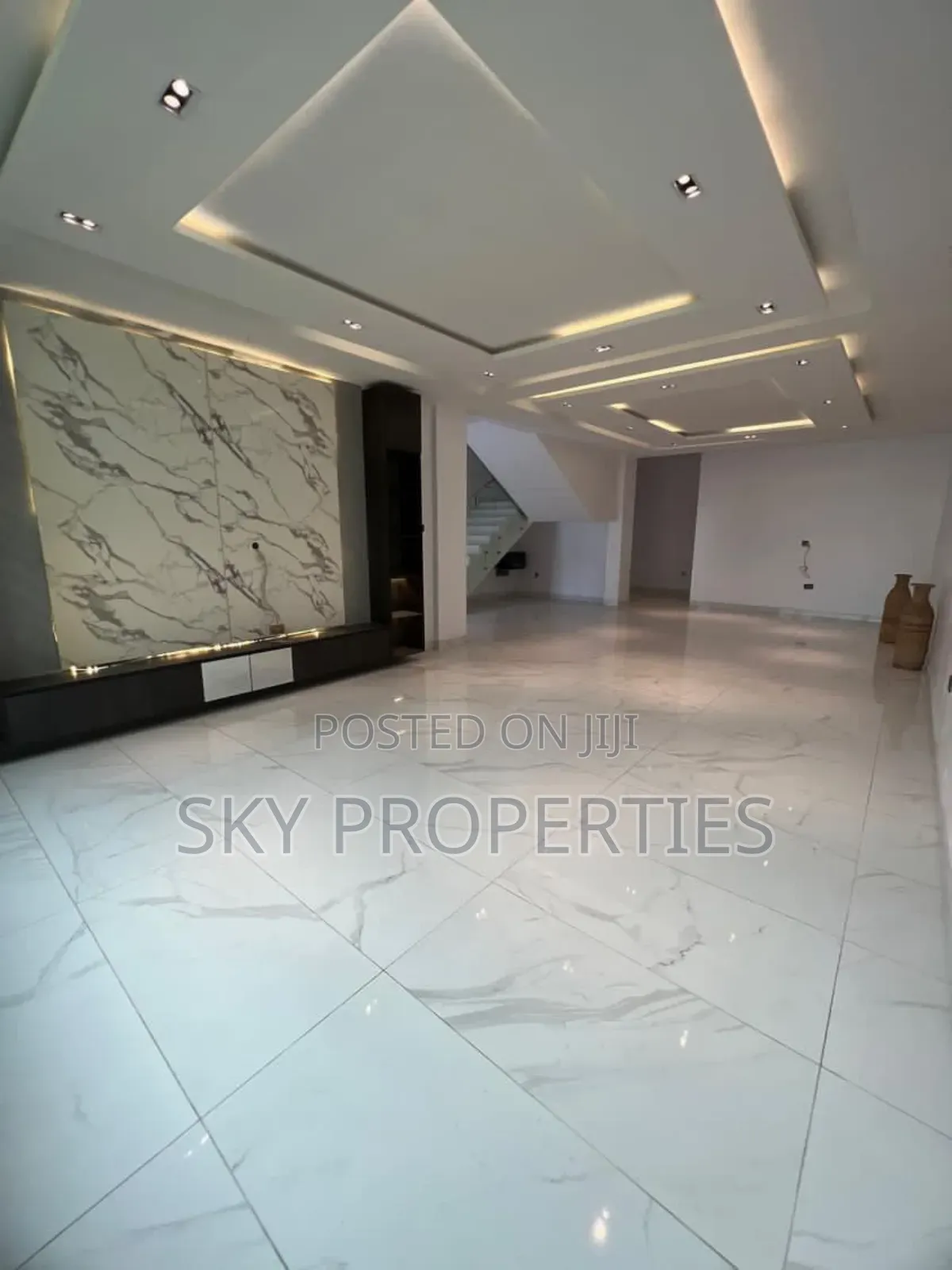 5bdrm Mansion in Banana Island, Ikoyi for rent
