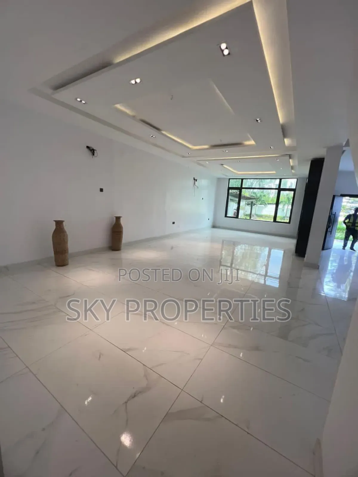 5bdrm Mansion in Banana Island, Ikoyi for rent