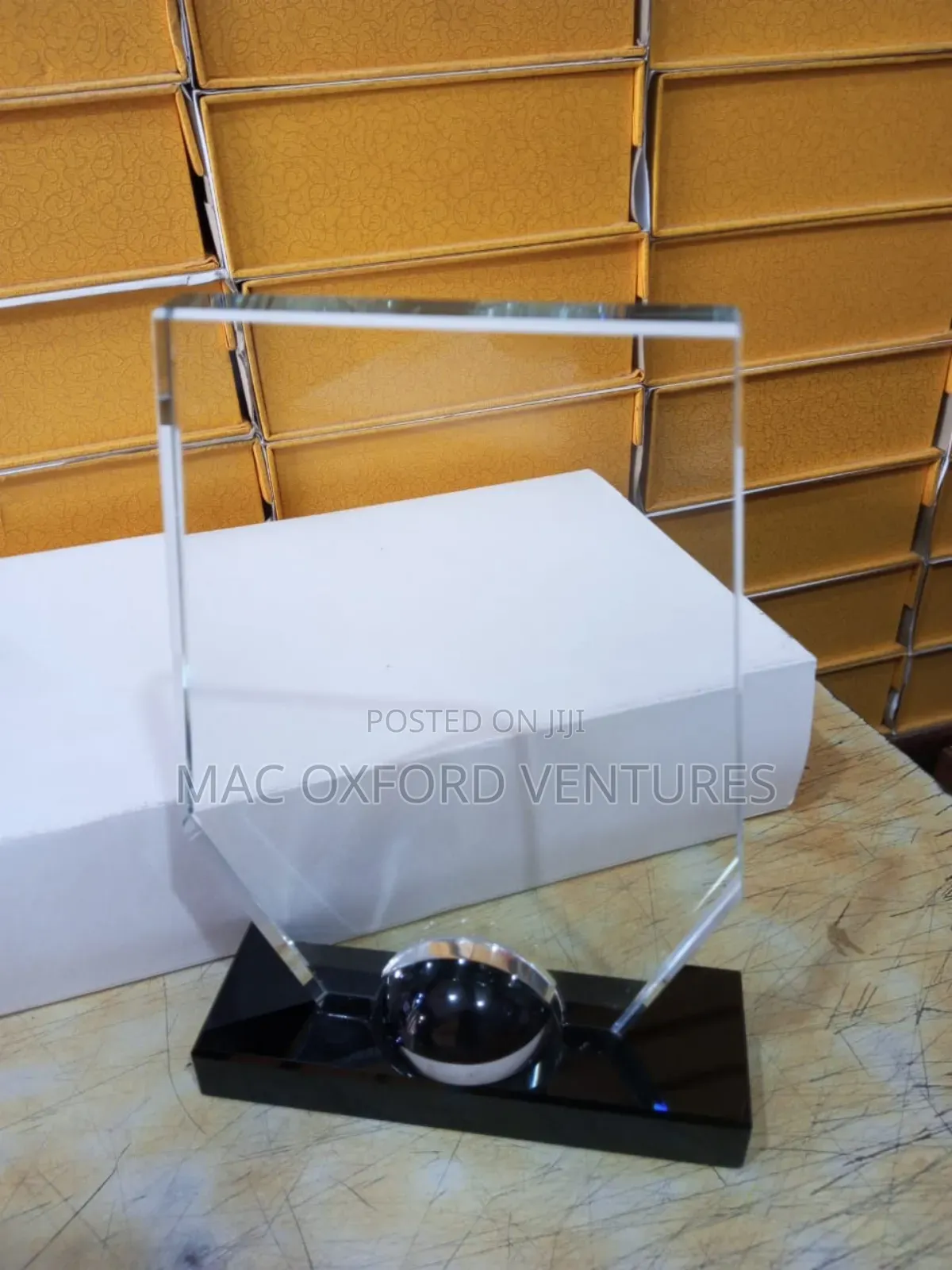 D 31 Crystal Award