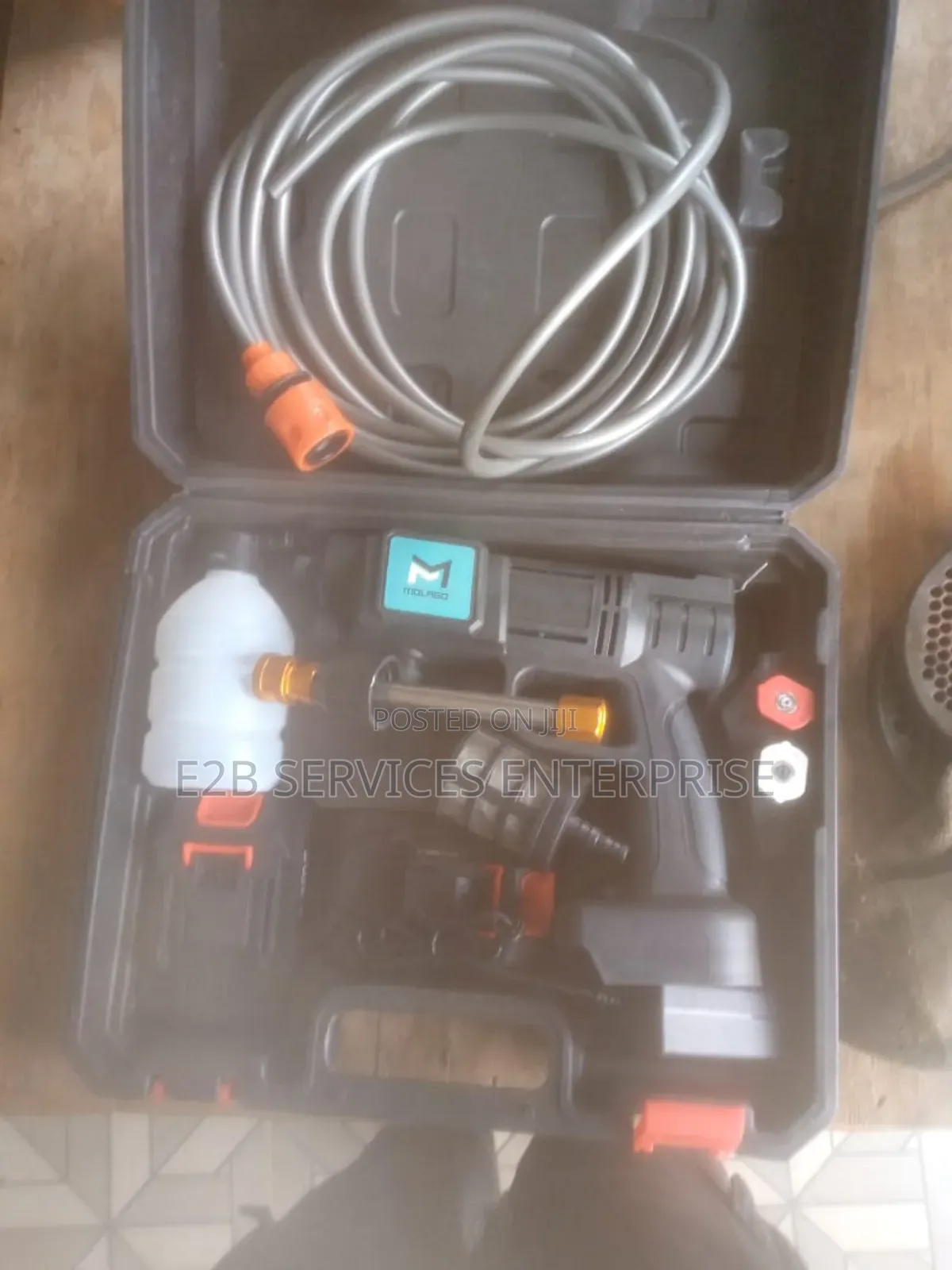 Sprayers & Applicators