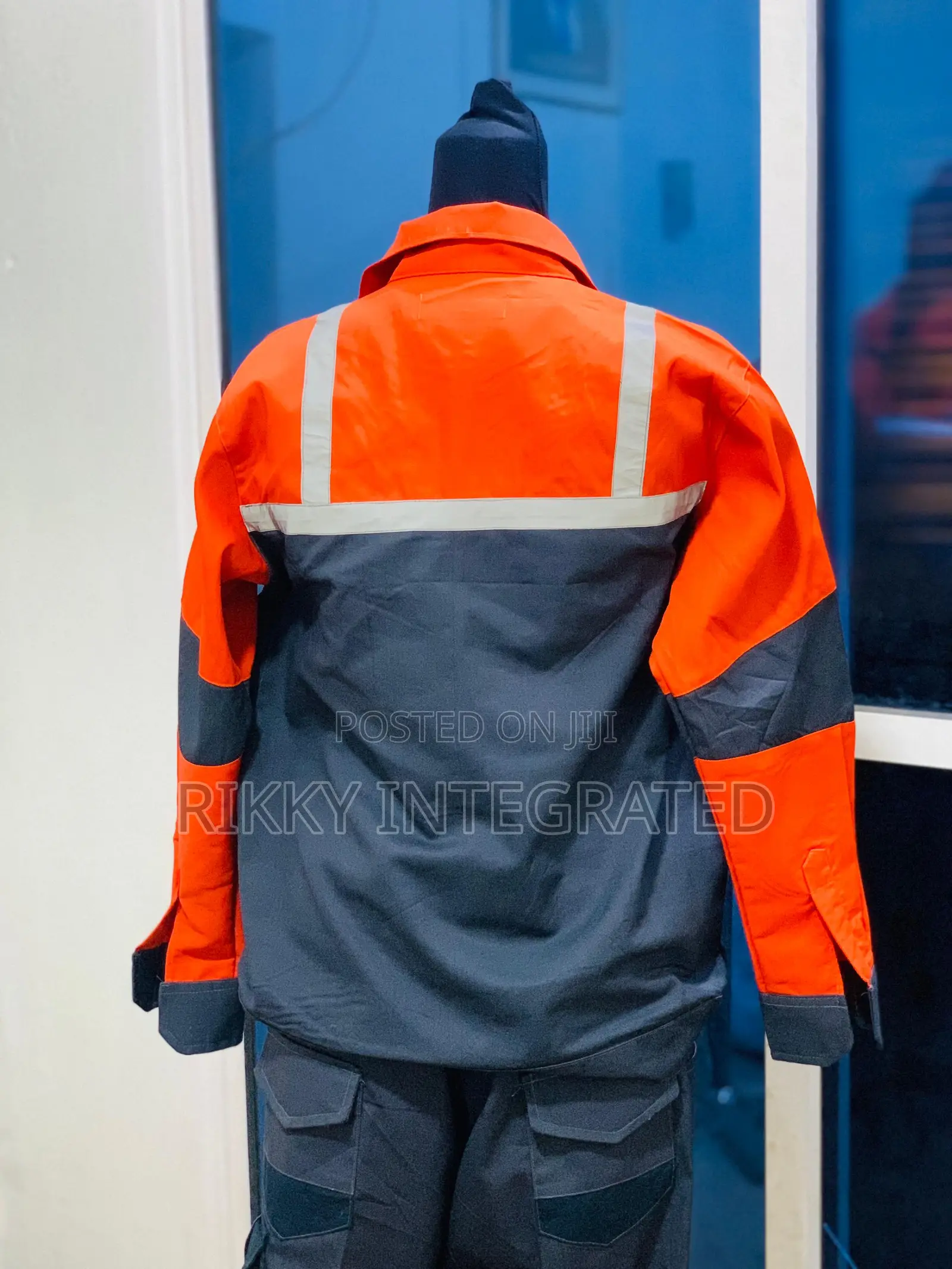 Wholesale Uniforms: Bulk Orders for Security Uniforms, Polos