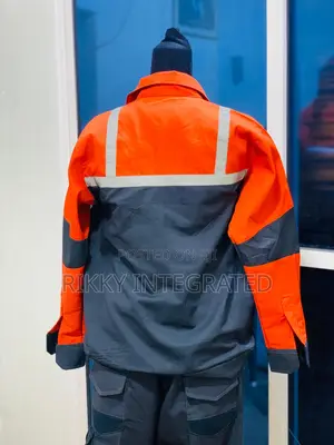 Wholesale Uniforms: Bulk Orders for Security Uniforms, Polos