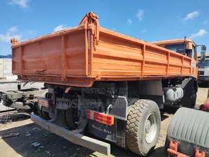 Mercedes Benz 1820 Dump Truck