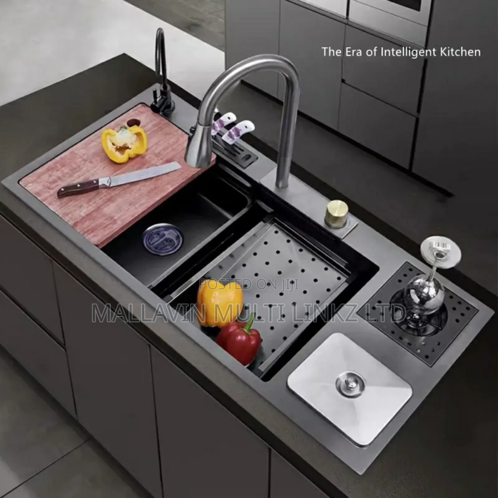 Waterfall Multifunctional Large Kitchen Sink With Trash Can