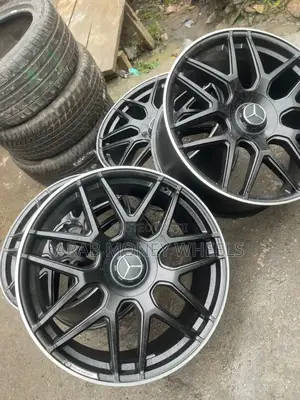 Pure Black 22 Inch Wheels for G Wagon