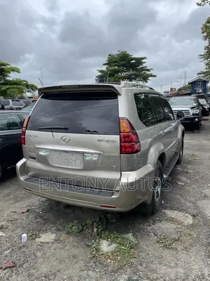 Lexus GX 470 2007 Gold