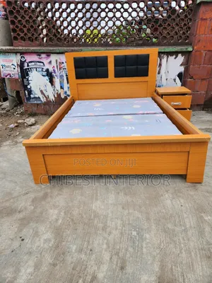 Neatly Crafted 4.5by6 Bed Set