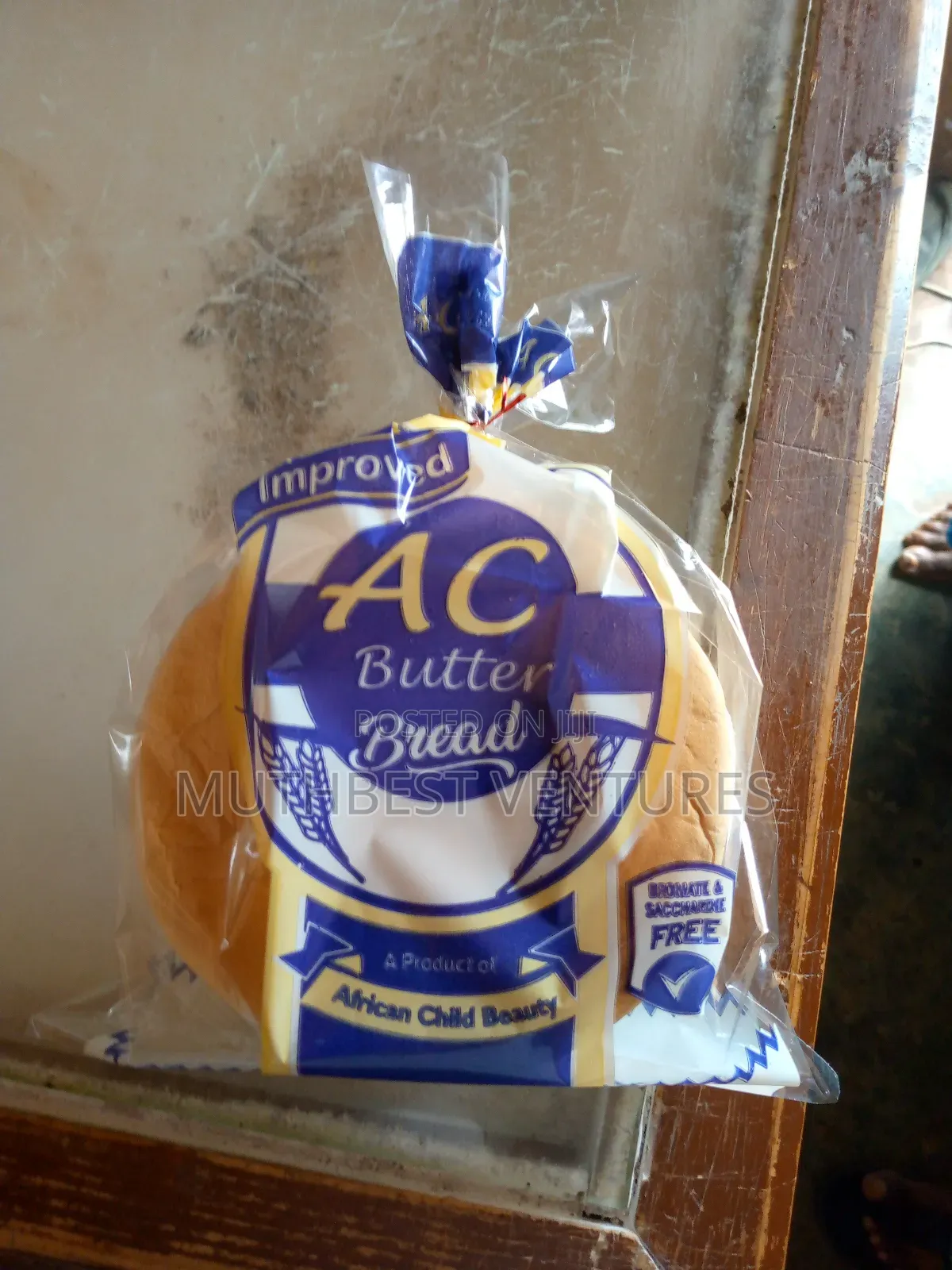 Neat Bread Nylon