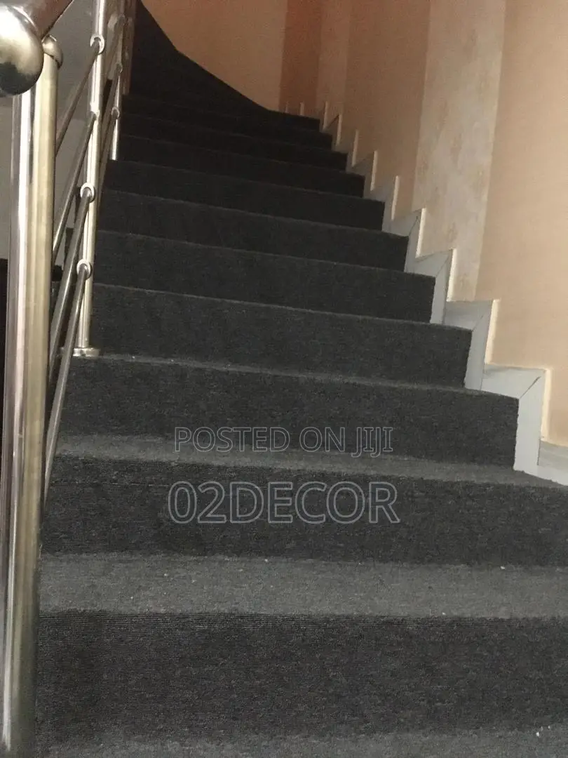 Plain Black Rugs for Staircase