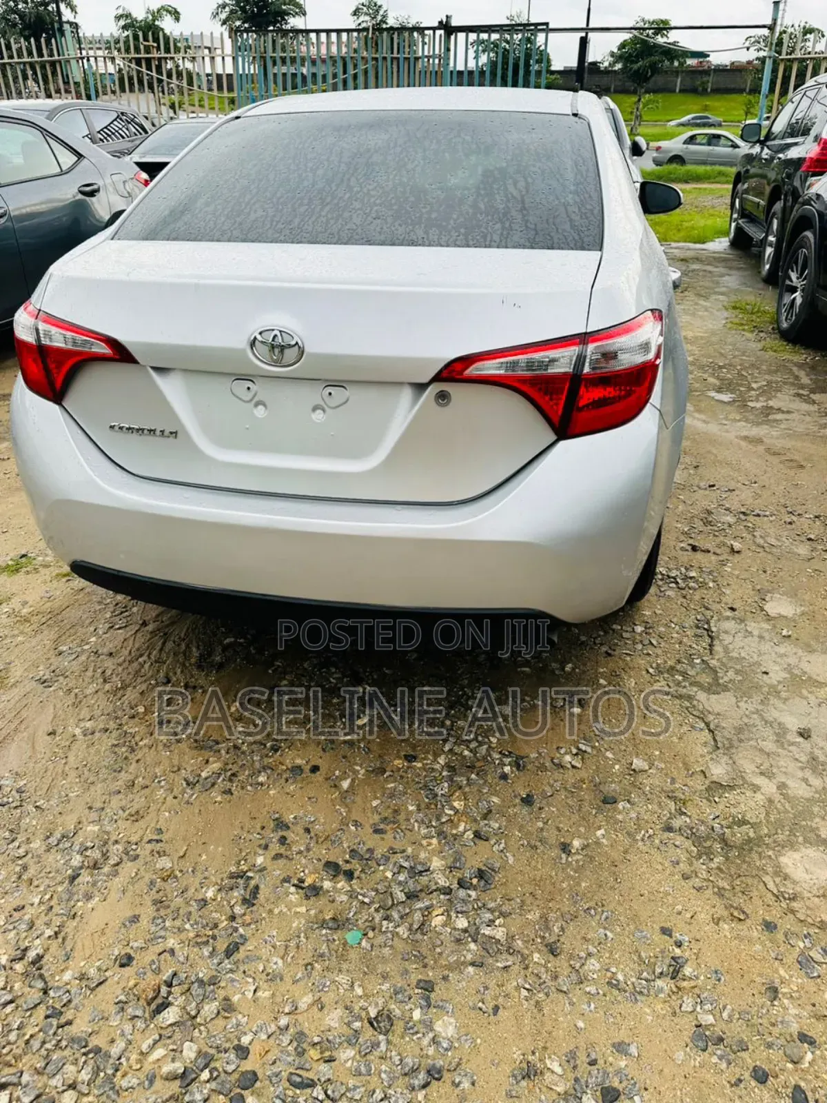 Toyota Corolla 2015 Silver