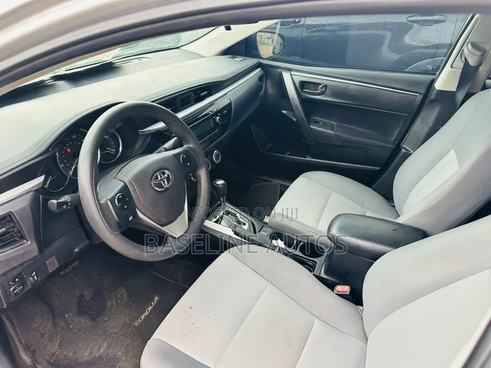 Toyota Corolla 2015 Silver