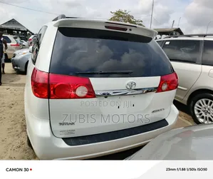 Toyota Sienna Limited 7 Passenger 2010 White