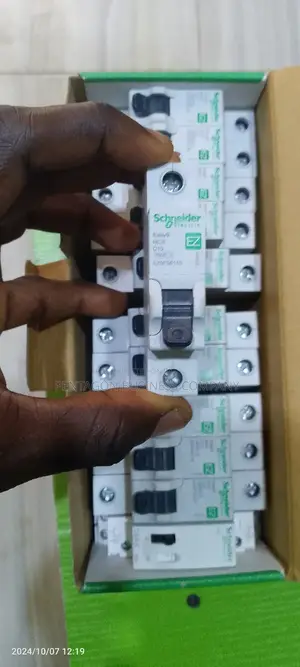 32A 1pole Schneider Easy 9 MCB Breaker