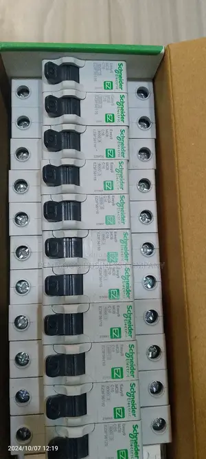 32A 1pole Schneider Easy 9 MCB Breaker
