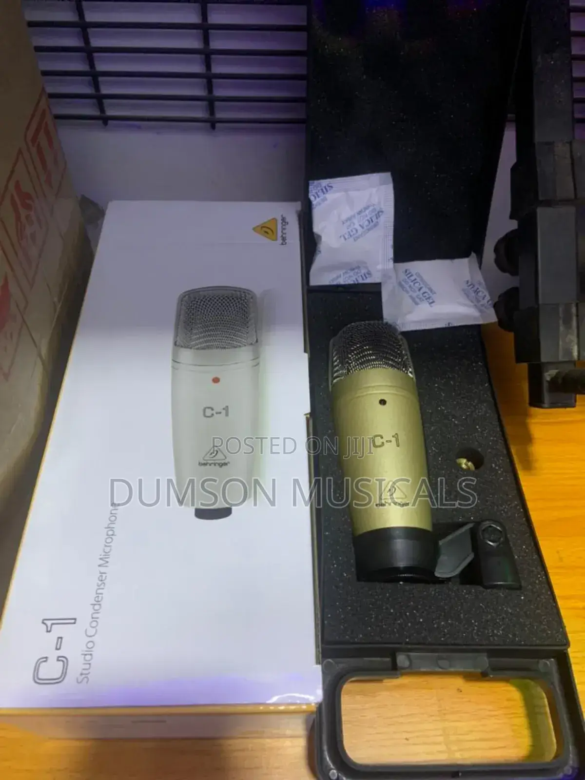 C-1 Behringer Studio Condenser Microphone