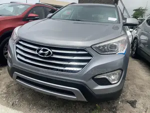 Hyundai Santa Fe 2015 Gray