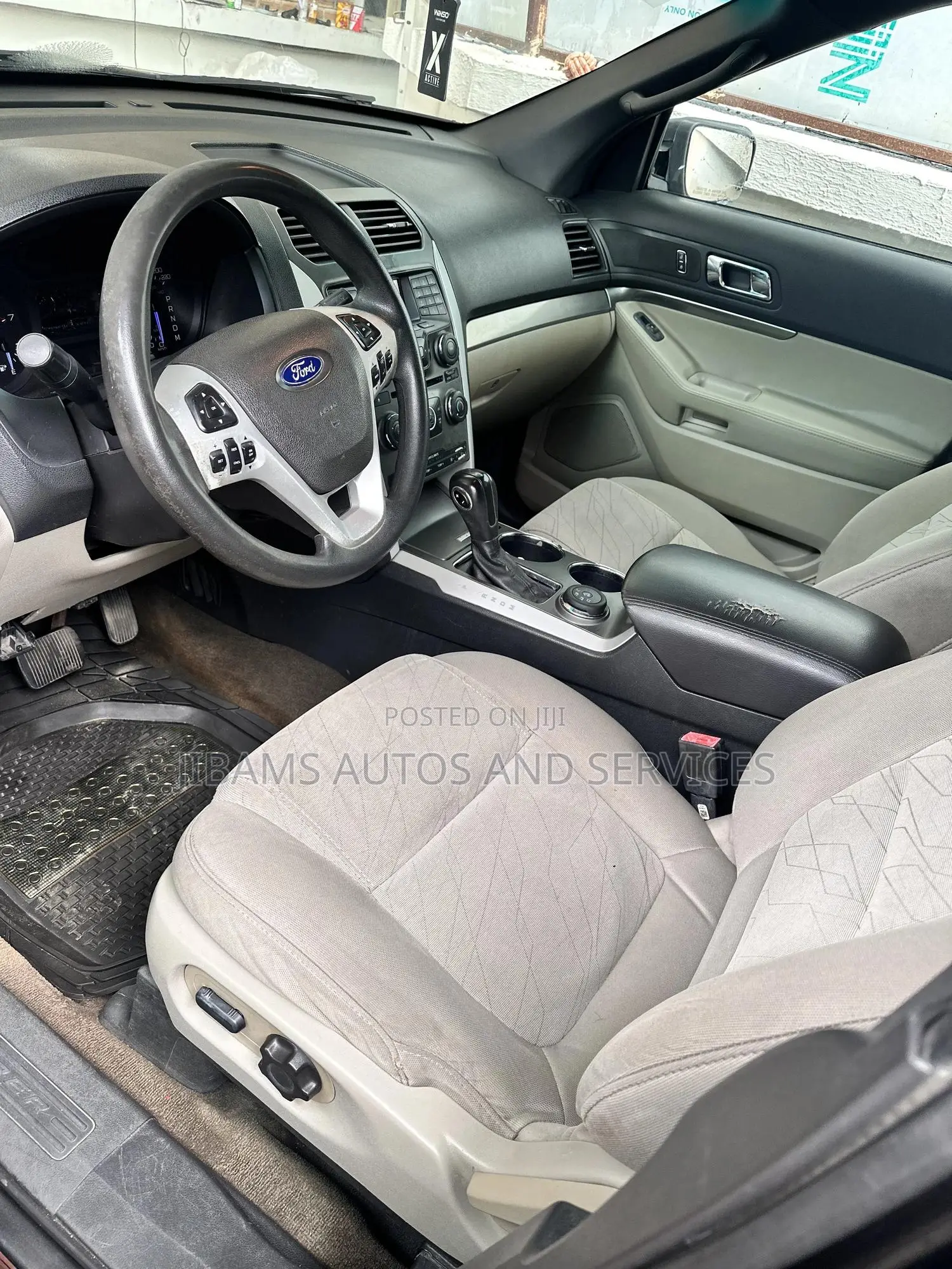 Ford Explorer 2013 Black