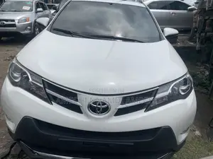 Toyota RAV4 2015 White