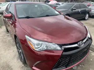 Toyota Camry 2016 Red